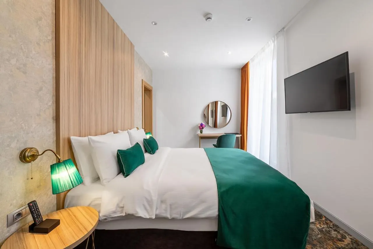 Tomis Garden Aparthotel Bucuresti  Bucareste